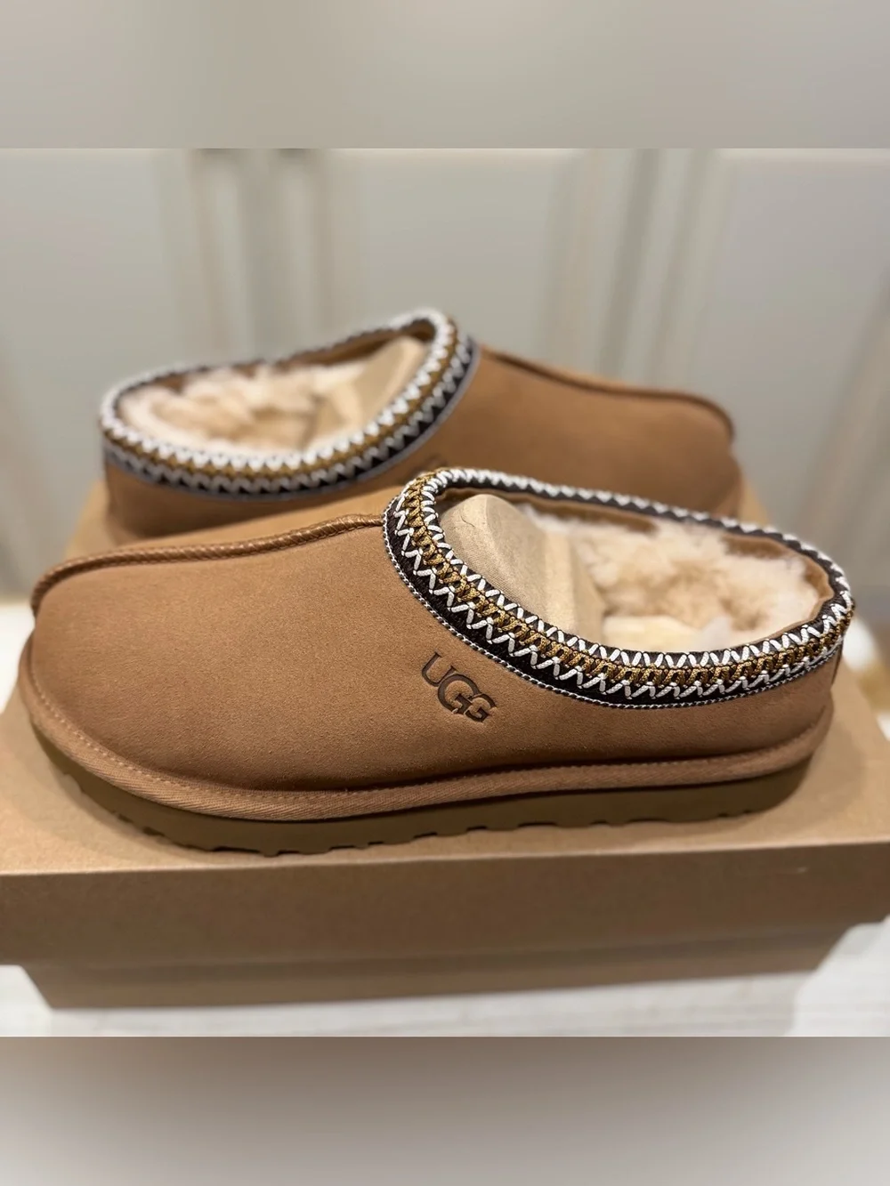 UGG • Tasman II • Chestnut Suede Slip-On Clog with Contrast Trim • NWT - Picture 5 of 6
